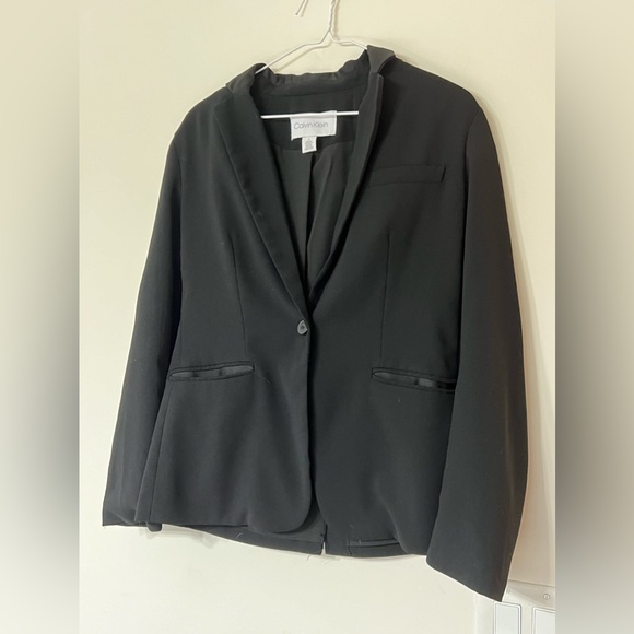 Calvin Klein Jackets & Blazers - NWOT CALVIN KLEIN Blazer